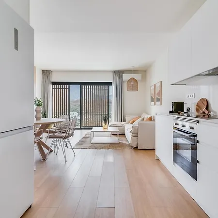 דירה Home2book Panoramic Views & Stylish Design