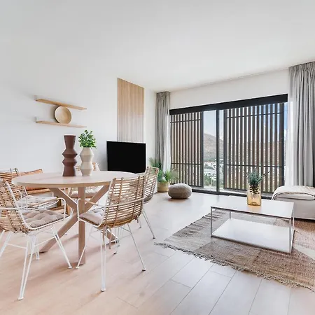 Home2book Panoramic Views & Stylish Design