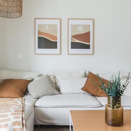 Home2book Panoramic Views & Stylish Design