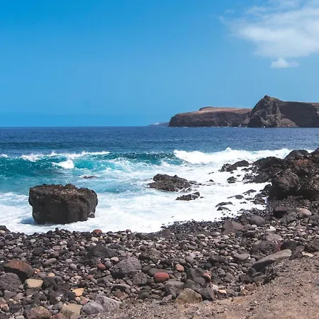 Home2book Panoramic Views & Stylish Design *