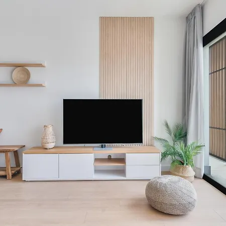 Home2book Panoramic Views & Stylish Design شقة أَغايتي